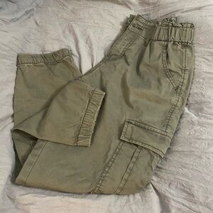 Wonder Nation Army Green cargo pants.